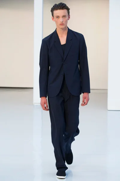 Look 22